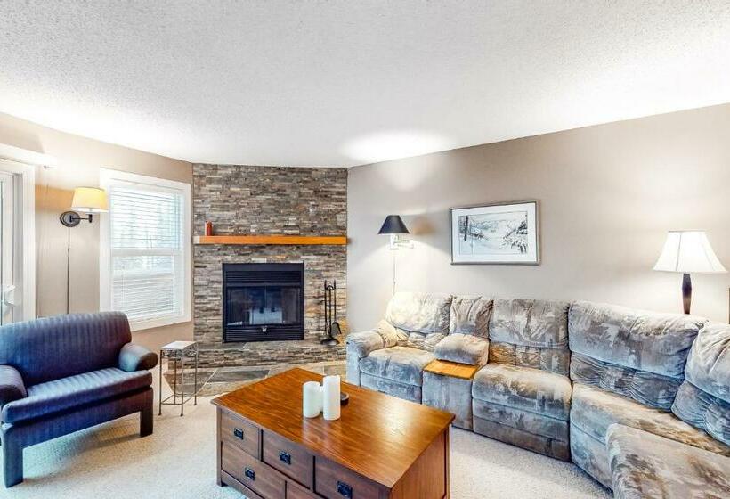 فندق Ponderosa Inn 316