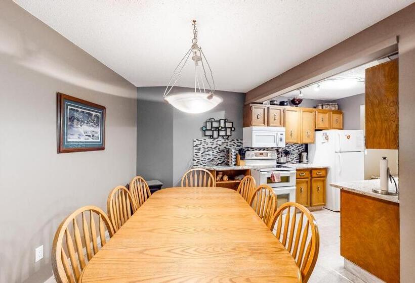 فندق Ponderosa Inn 316