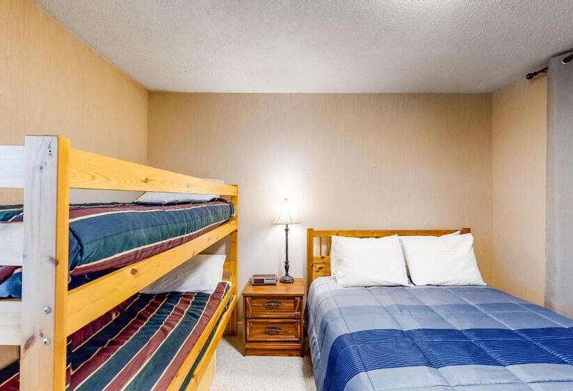 فندق Ponderosa Inn 316