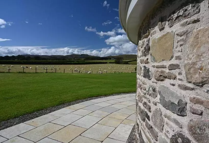 Laverockbank Steading