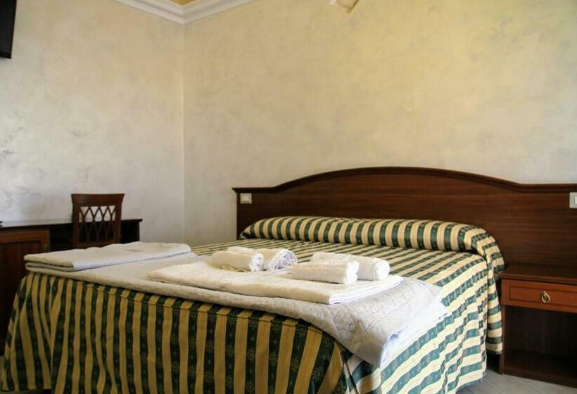 פנסיון Camere In Centro Storico   Arco