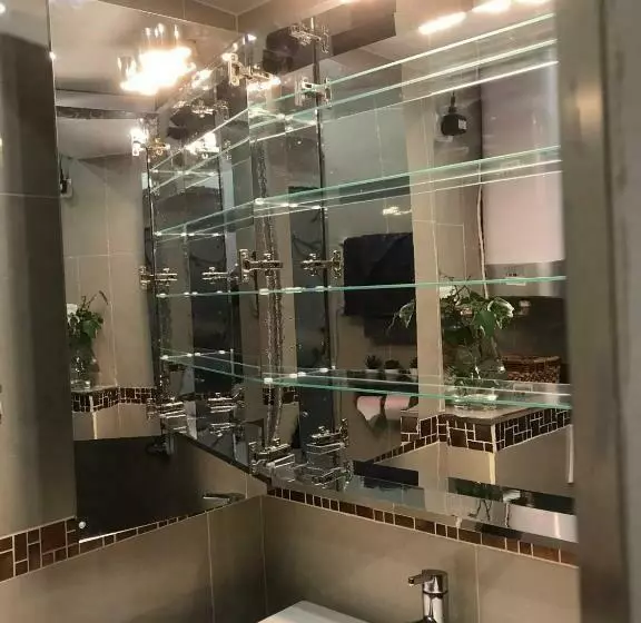 ペンション Chambre Via Natina