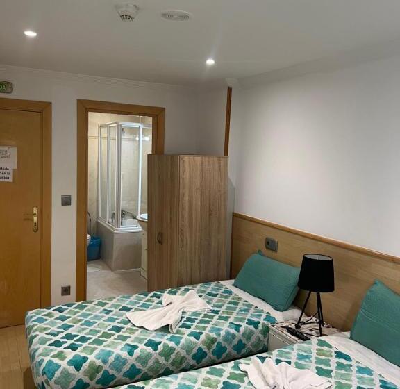 پانسیون Hostal Restaurante