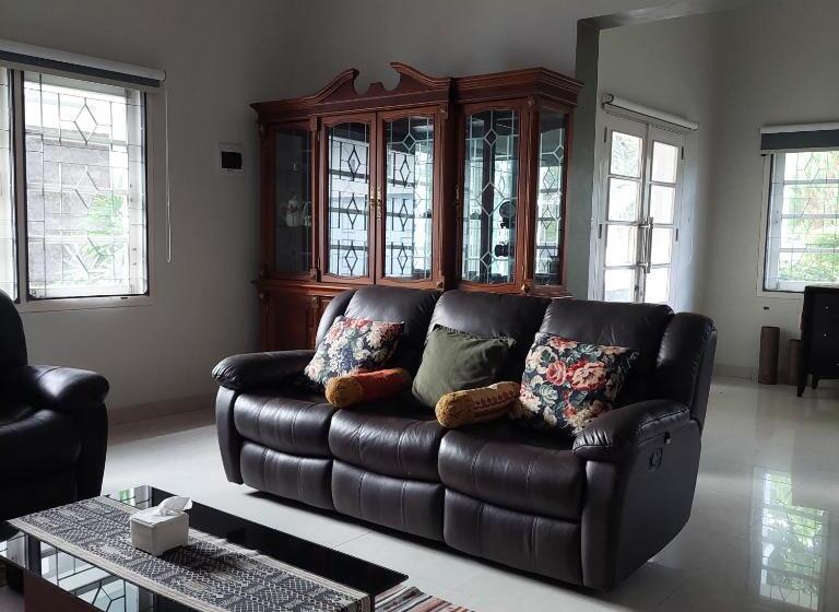 פנסיון Tan Malaka Residence