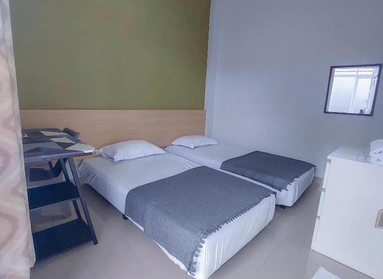 פנסיון Tan Malaka Residence