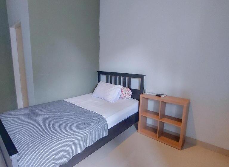 פנסיון Tan Malaka Residence