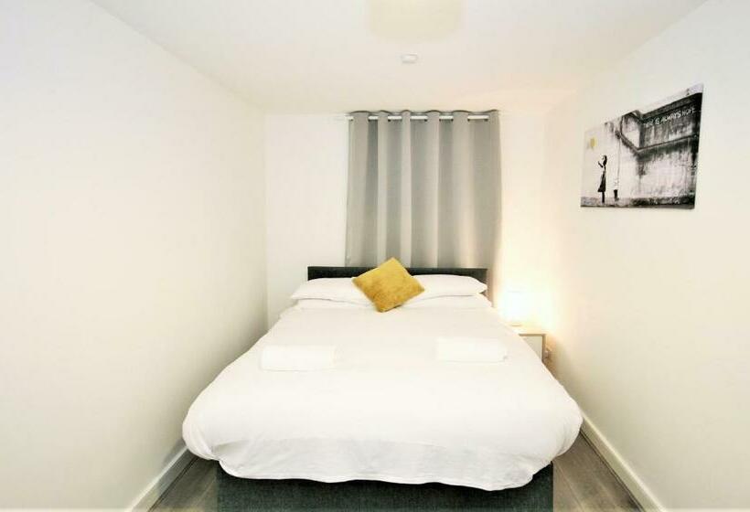 פנסיון The Aldgate Rooms