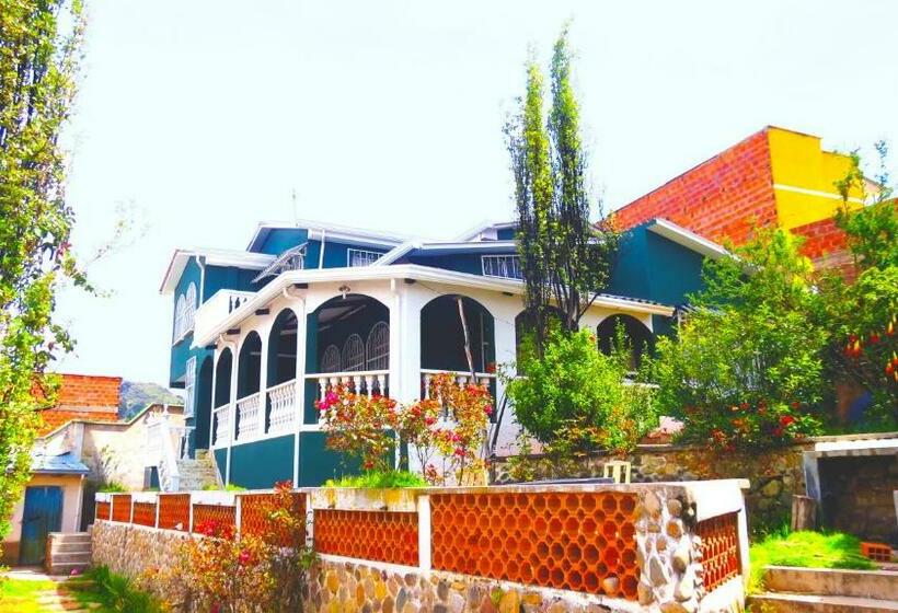 پانسیون Totora B&b