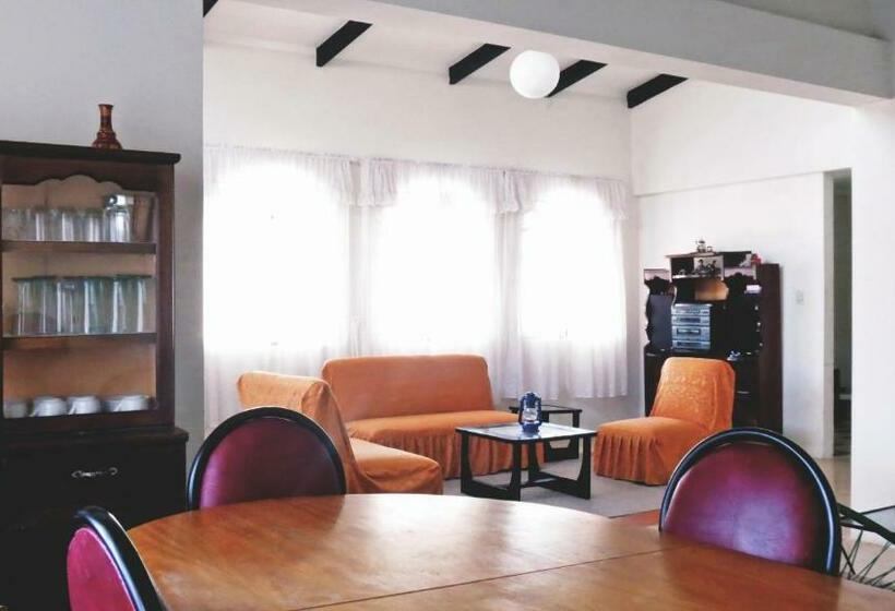 پانسیون Totora B&b