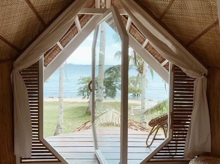 استراحتگاه Punta Punta Surf Retreat