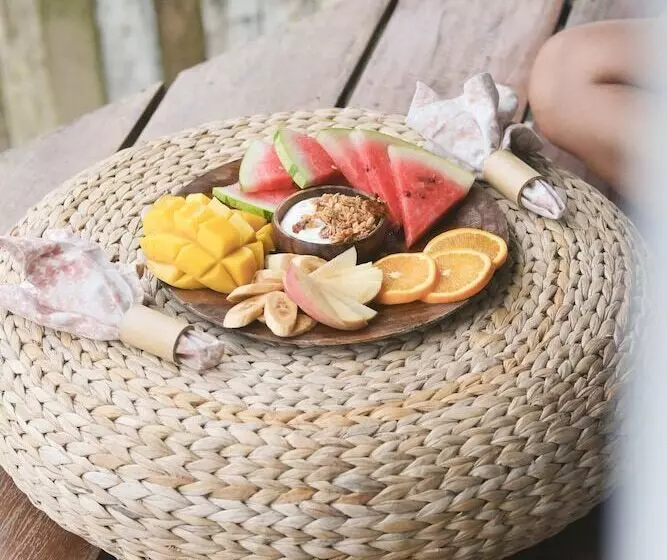 استراحتگاه Punta Punta Surf Retreat