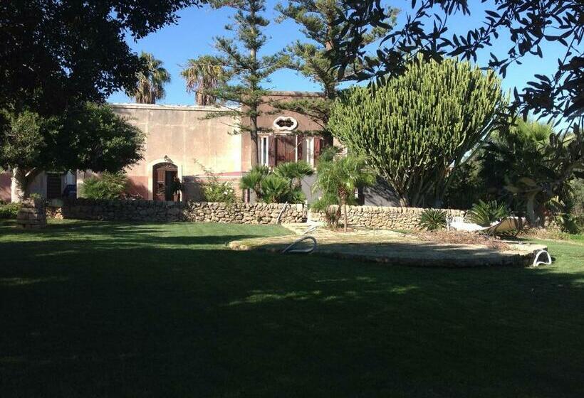 مبيت وإفطار Campo Reale Country Rooms