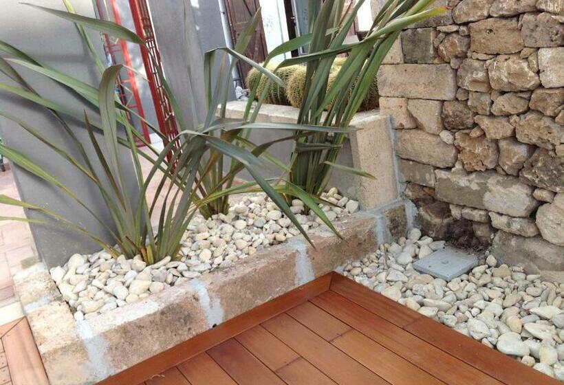 مبيت وإفطار Campo Reale Country Rooms