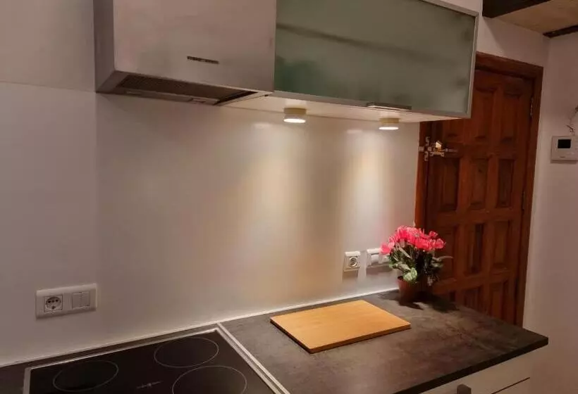 En El Casco Historico De Santa Cruz