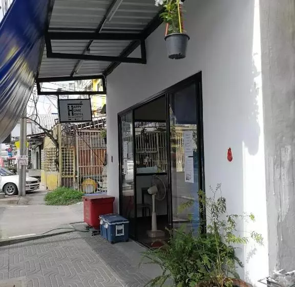 Happy Home Hostel