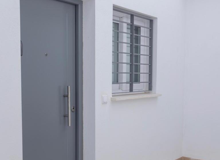 Lovely Suites Tarifa, Estudio A Estrenar En El Centro Y Muy Cerca De La Playa