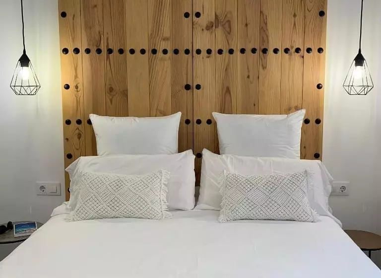 Lovely Suites Tarifa, Estudio A Estrenar En El Centro Y Muy Cerca De La Playa