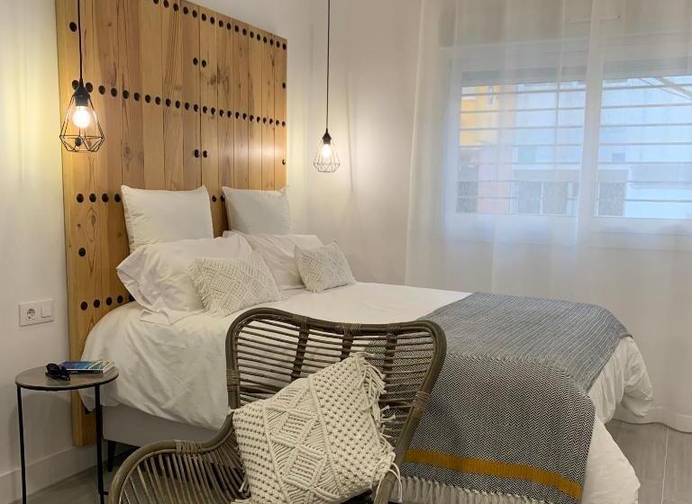 Lovely Suites Tarifa, Estudio A Estrenar En El Centro Y Muy Cerca De La Playa