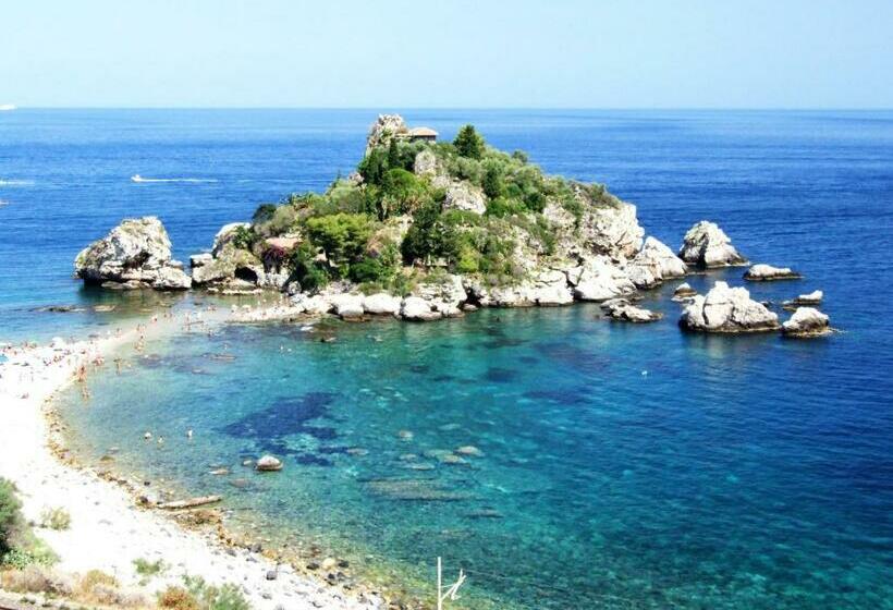 פנסיון A Due Passi Da . .