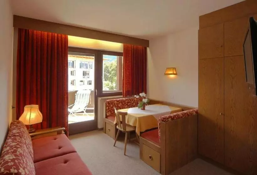 Residence Corones