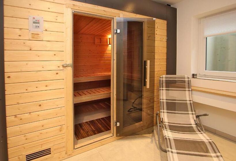 Strandstraße 2b Rechts, Lütt Seehuus