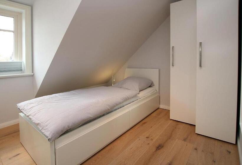 Strandstraße 2b Rechts, Lütt Seehuus