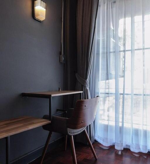 تختخواب و صبحانه Signature Coffee & Bed