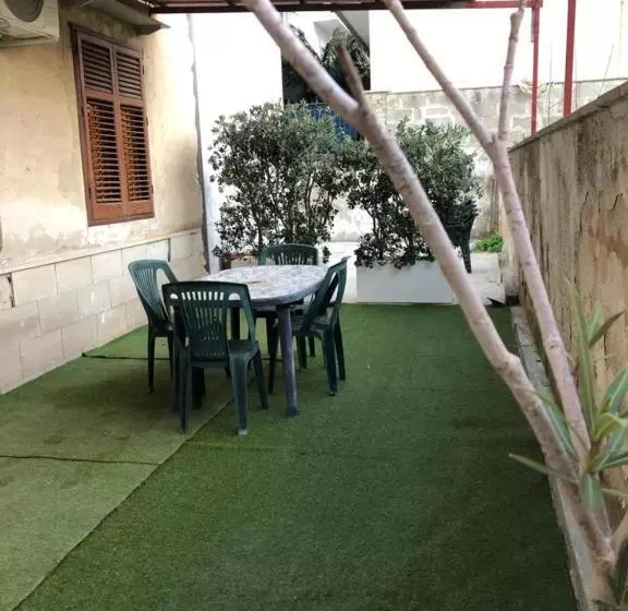 Casa Adriana