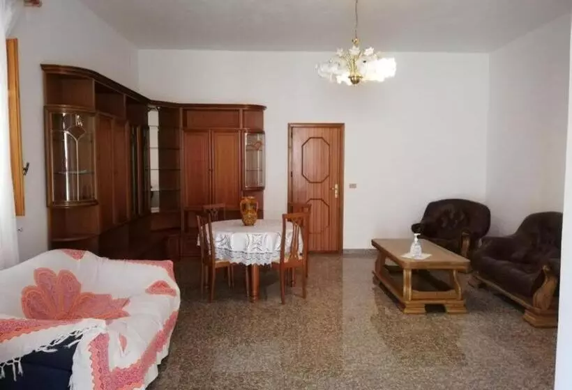 Casa Adriana