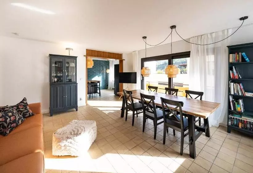 Großzügiges Feriendomizil Im Herzen Von Sankt Aldegund