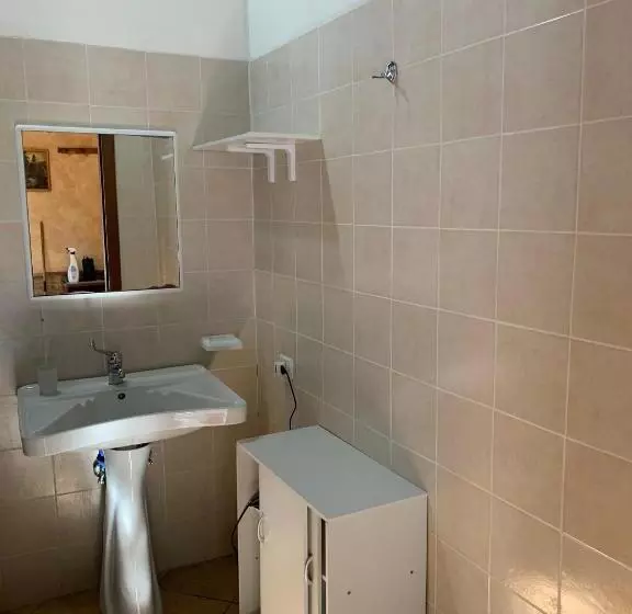 ホテル Agriturismo Carrozzino