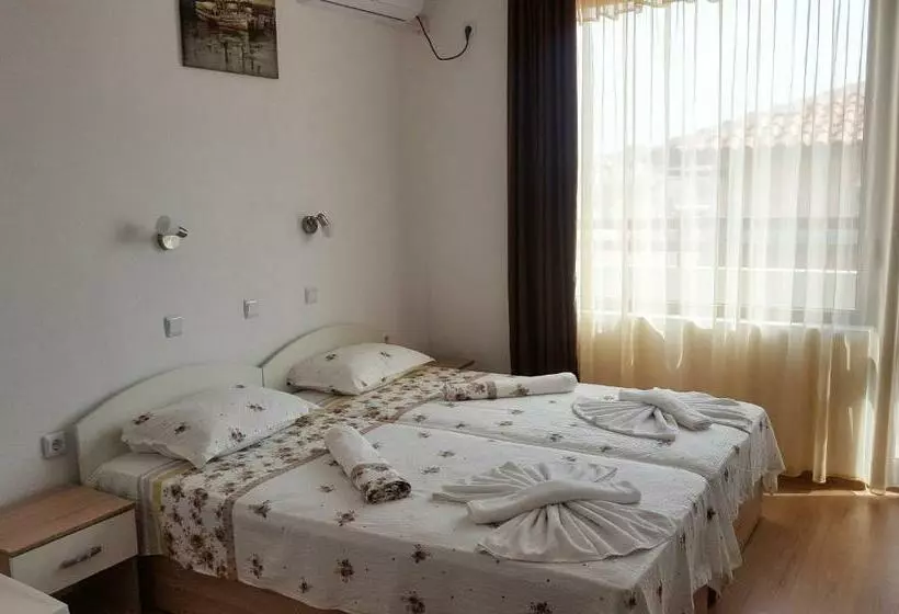 پانسیون къща за гости атава