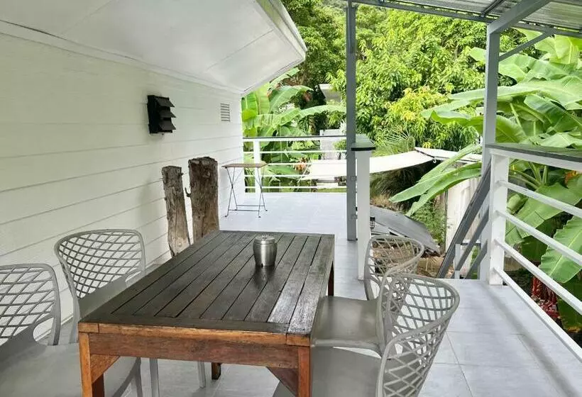 Majatalo Beach Jungle