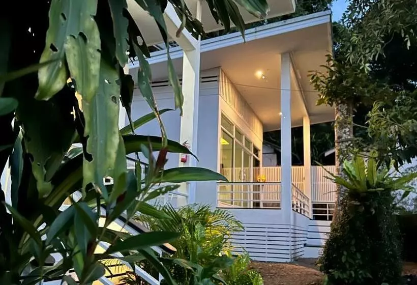 Majatalo Beach Jungle