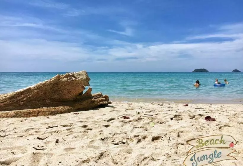 Majatalo Beach Jungle