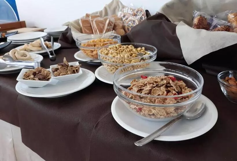 تختخواب و صبحانه Albachiara