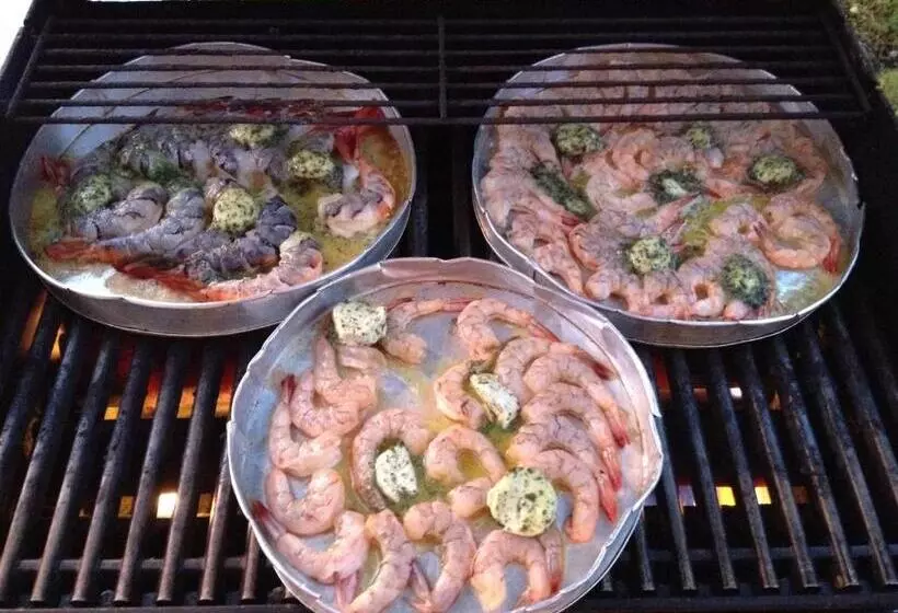 Cabilao Sunset Dive & Beach Resort