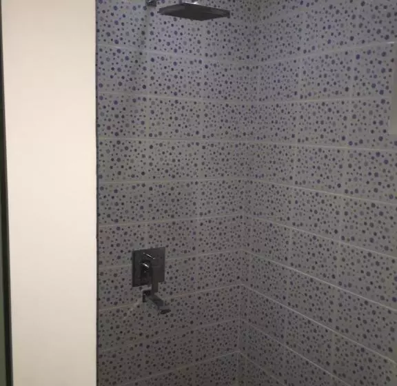 Cabilao Sunset Dive & Beach Resort