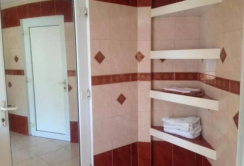 Cabilao Sunset Dive & Beach Resort