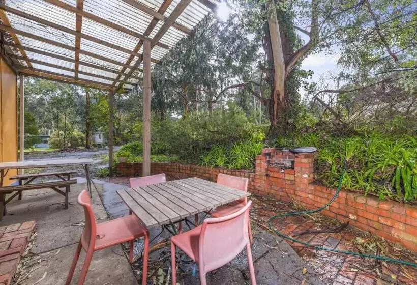 Classic Aussie Beach House