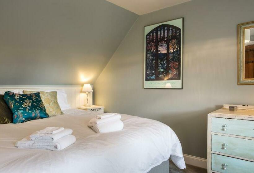 Cruickshanks Boutique B&b