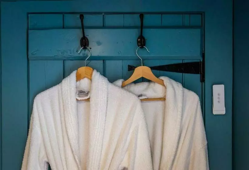 Cruickshanks Boutique B&b