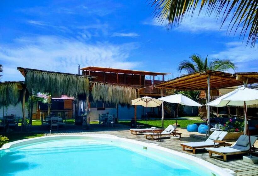 Hotel Entre Palmeras