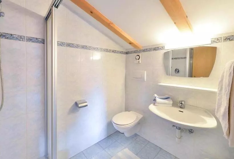 Hotelli Gasthof Ebner Pfiffikus