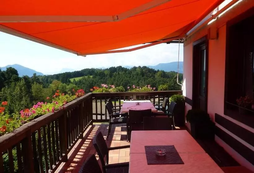 Hotelli Gasthof Ebner Pfiffikus