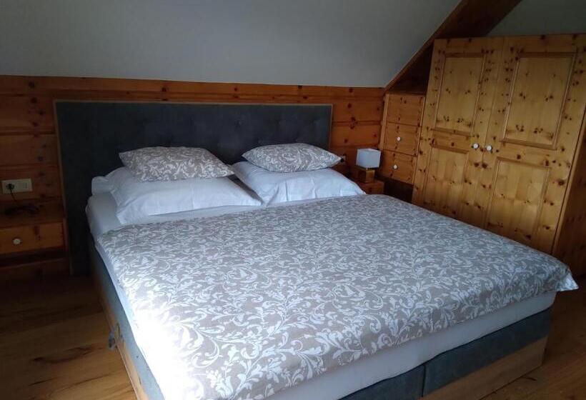 Hotell Haus Hanshois