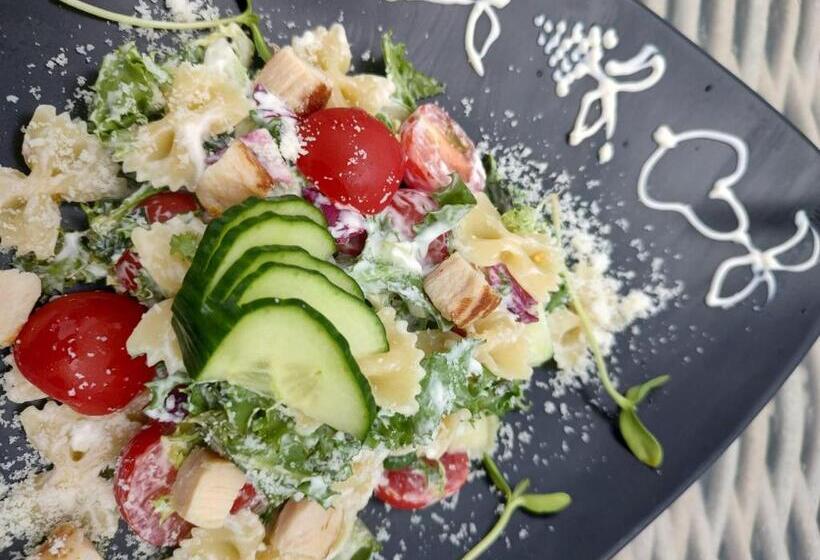 Отель Pensiunea Casa Buna