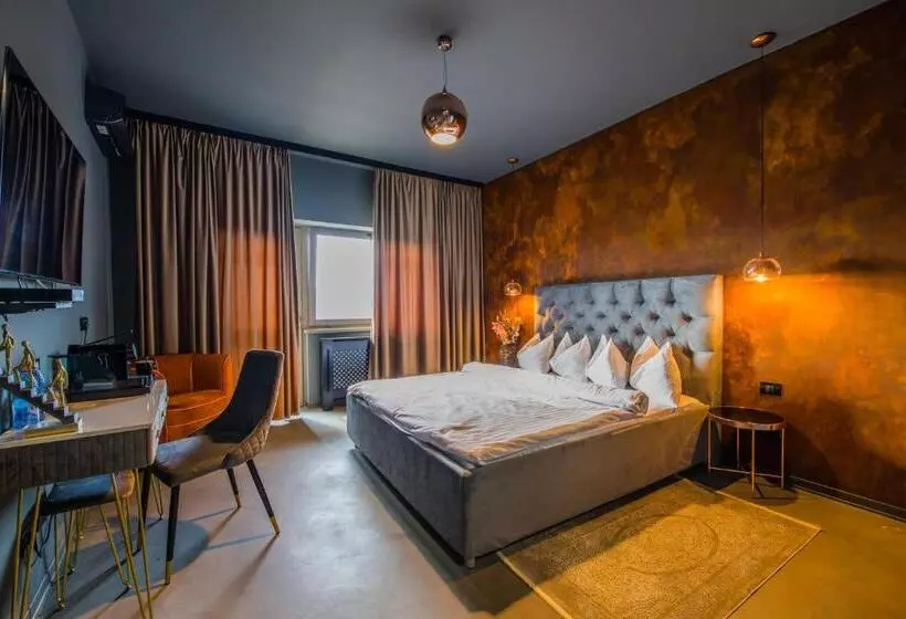 Hotelli Pensiunea Casa Buna