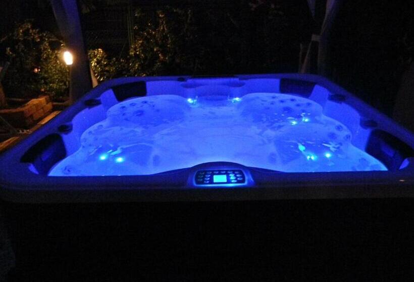 בית מלון כפרי Villa Serena