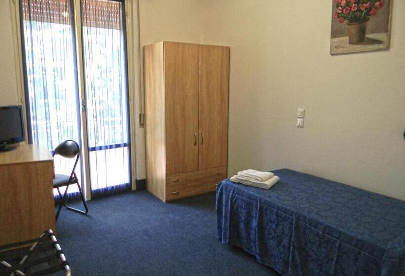 בית מלון כפרי Villa Serena